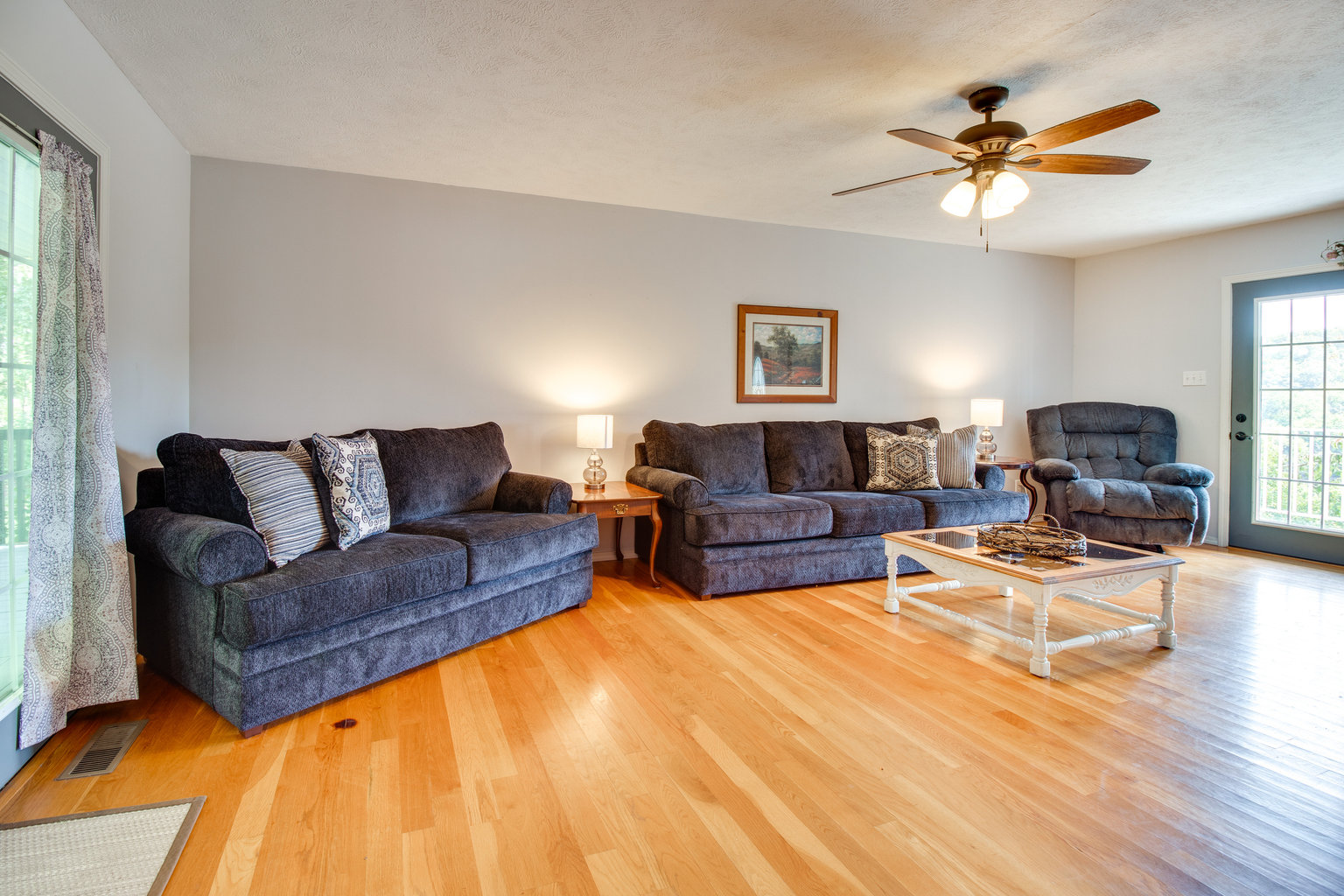 Flippin Vacation Rental