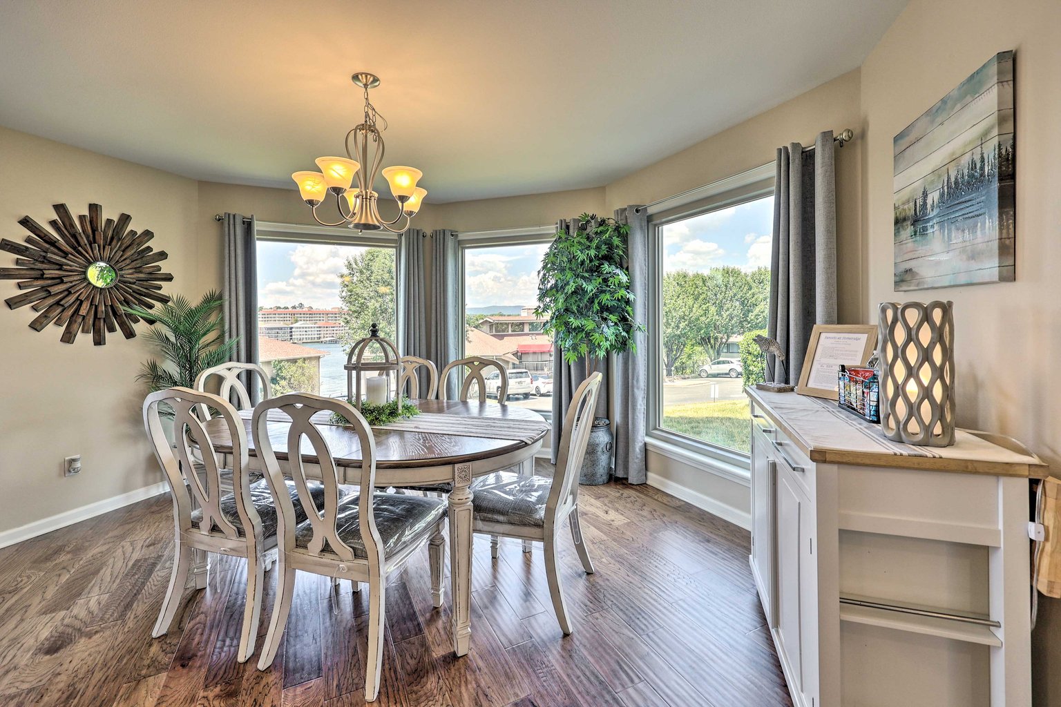 Lake Hamilton Vacation Rental