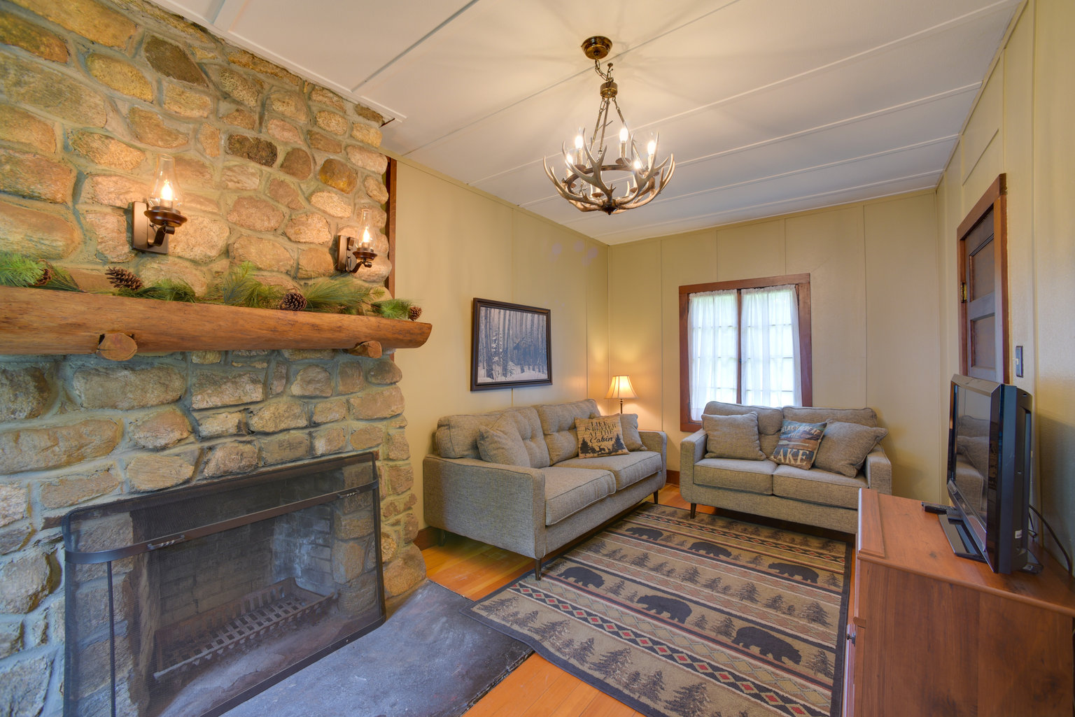 Speculator Vacation Rental