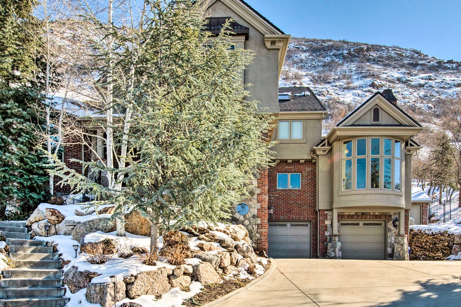 Sandy Vacation Rental