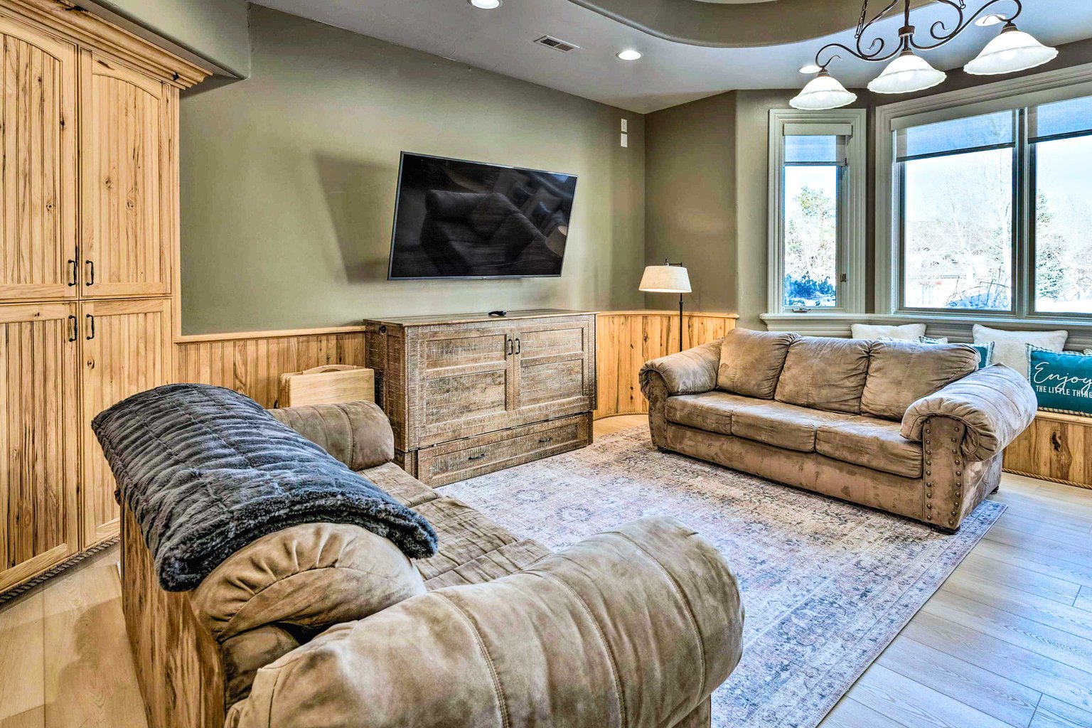 Sandy Vacation Rental