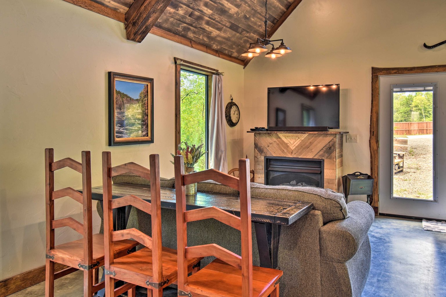 Broken Bow Vacation Rental