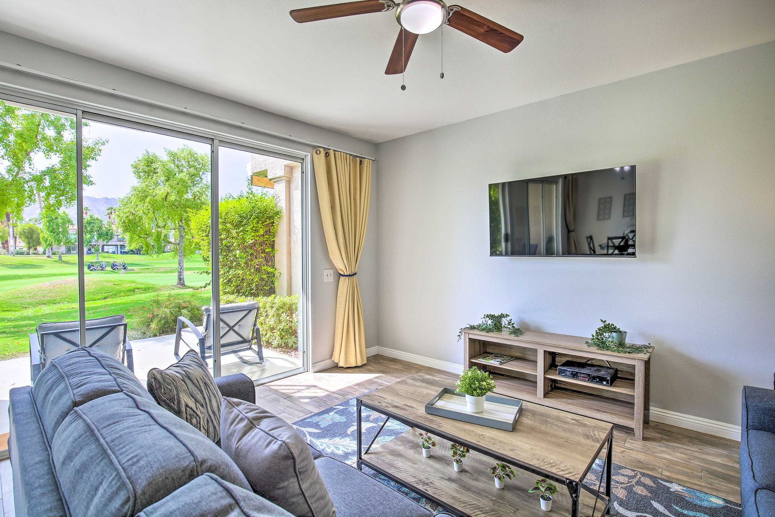 La Quinta Vacation Rental