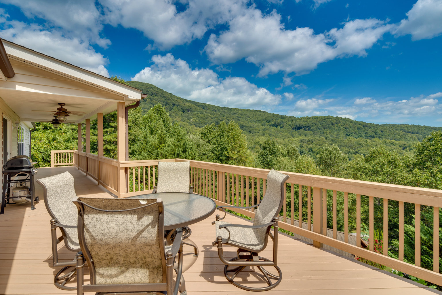 Hendersonville, NC, USA