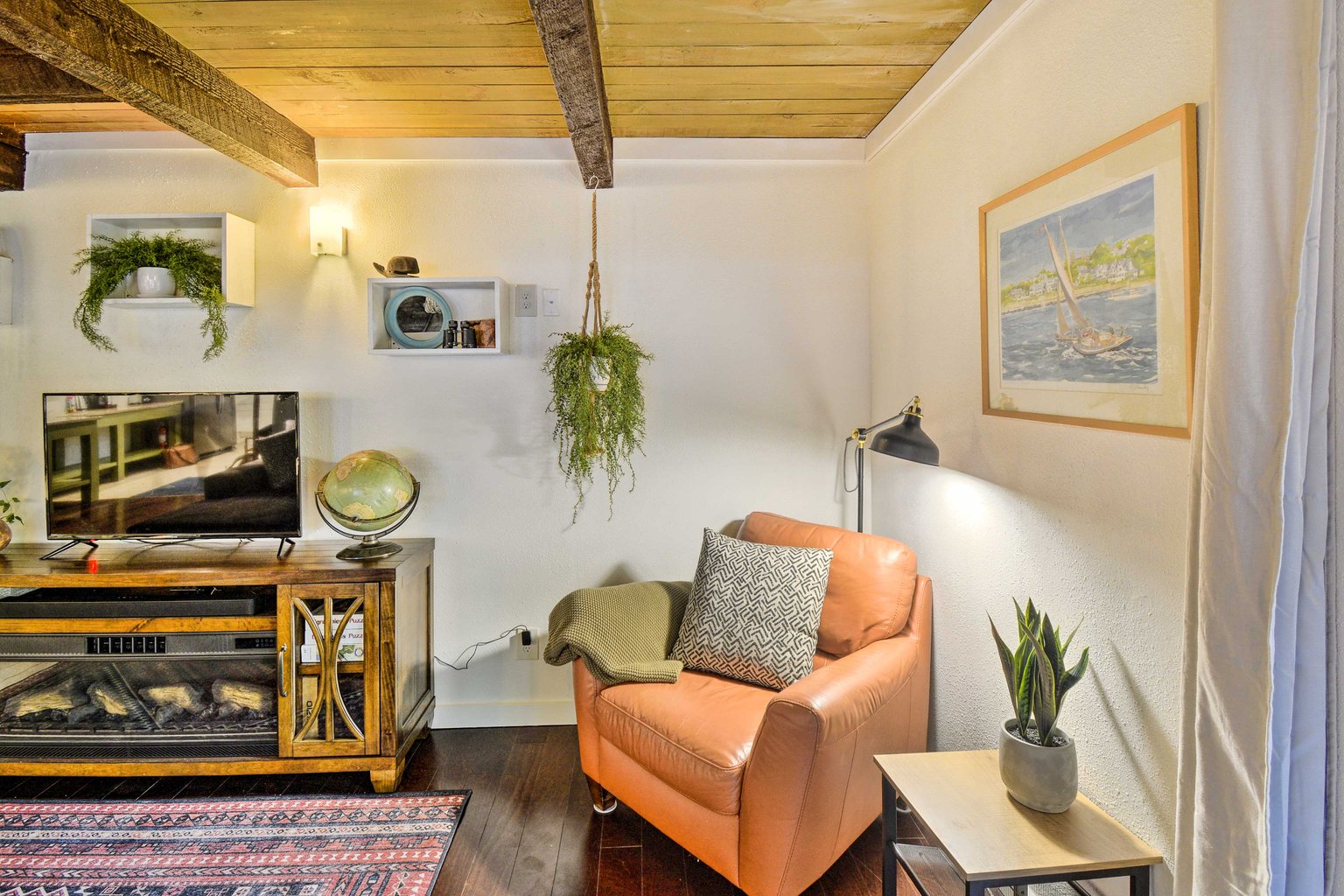 Shelton Vacation Rental