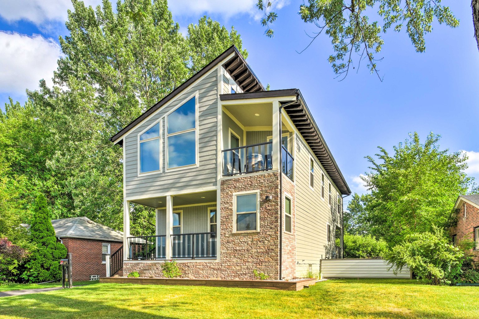 Clawson Vacation Rental