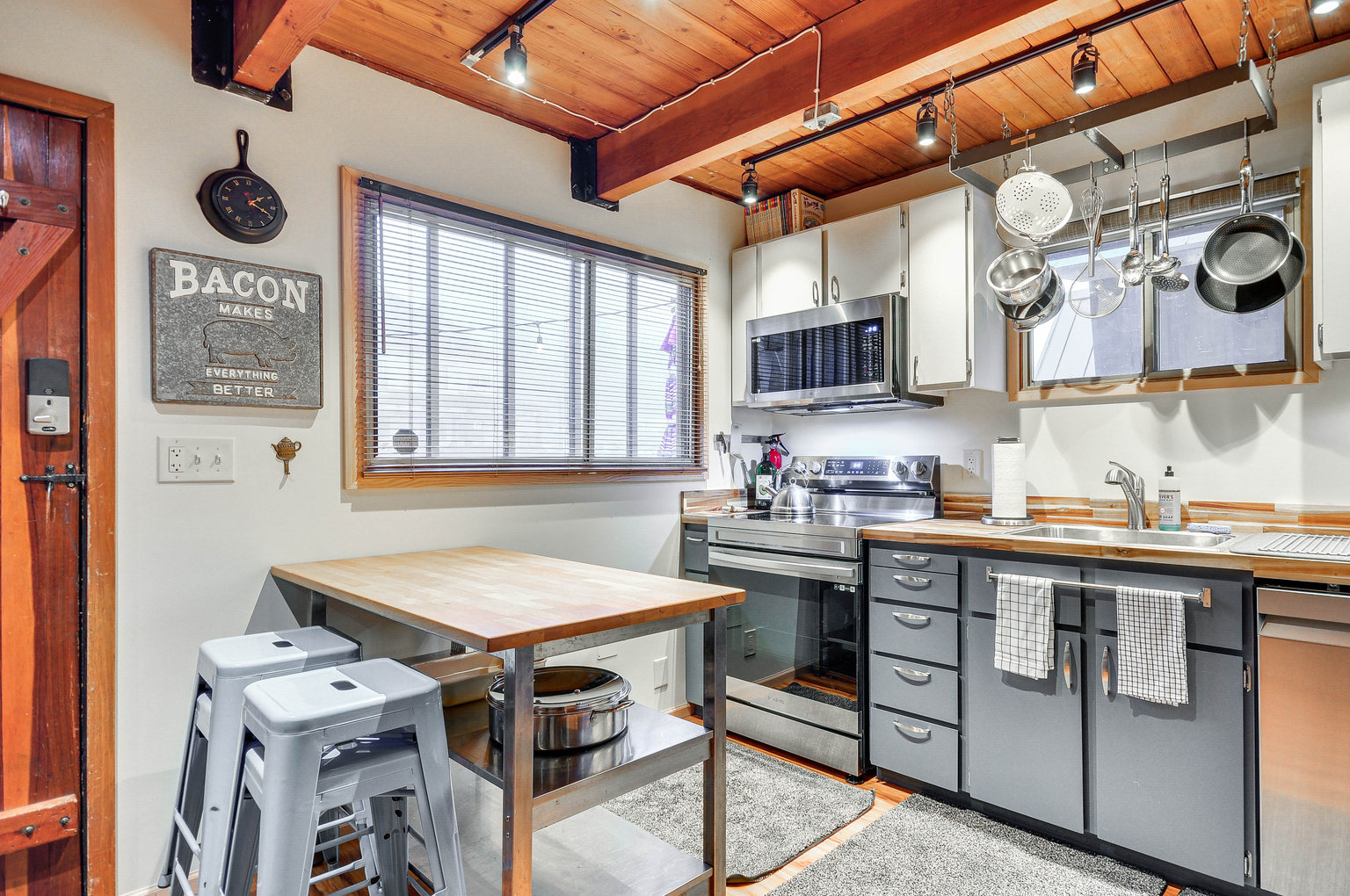 Government Camp Vacation Rental