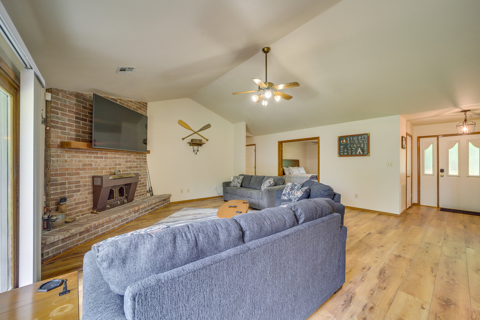 Grove Vacation Rental