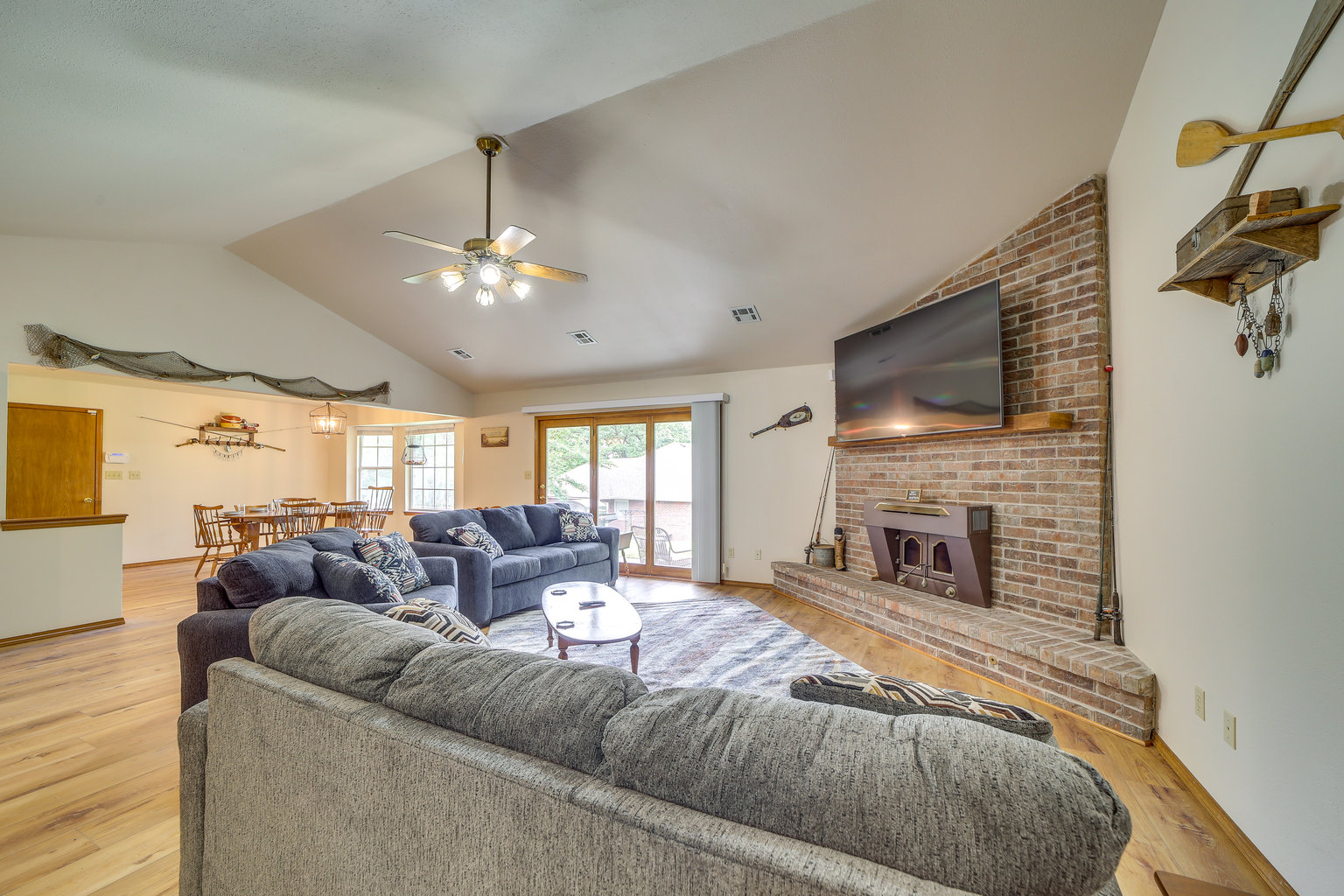 Grove Vacation Rental