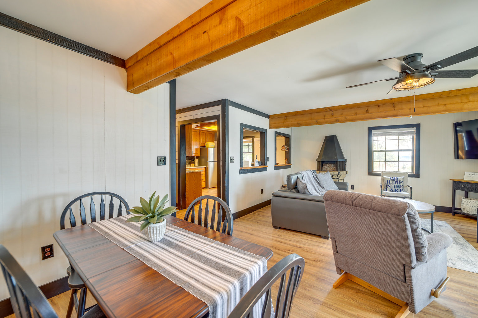 Grove Vacation Rental