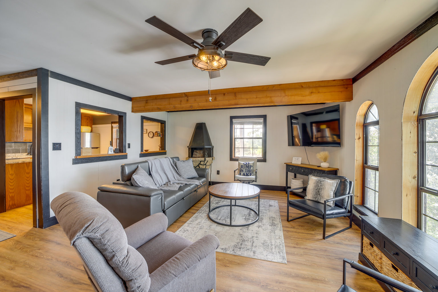 Grove Vacation Rental