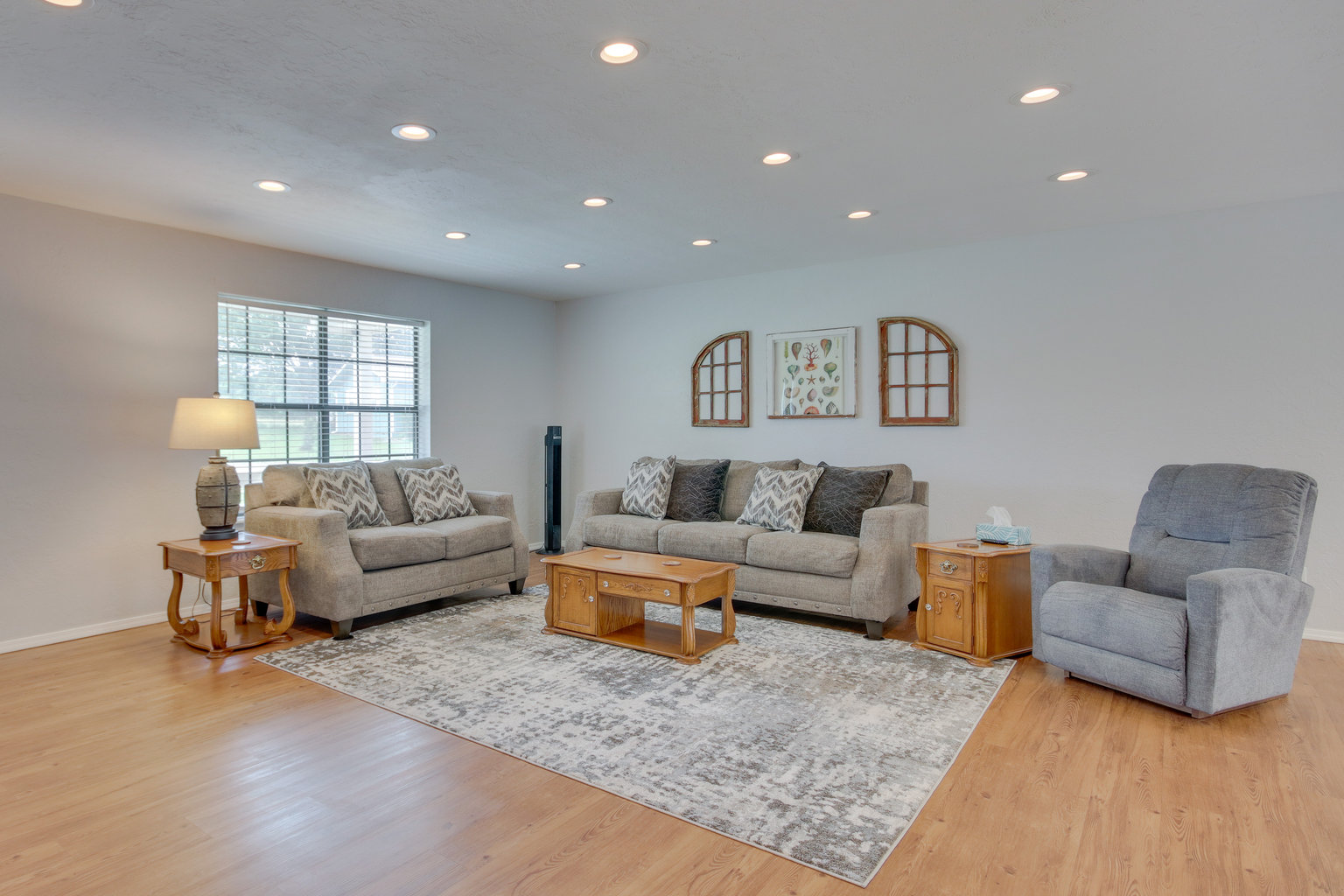 Grove Vacation Rental