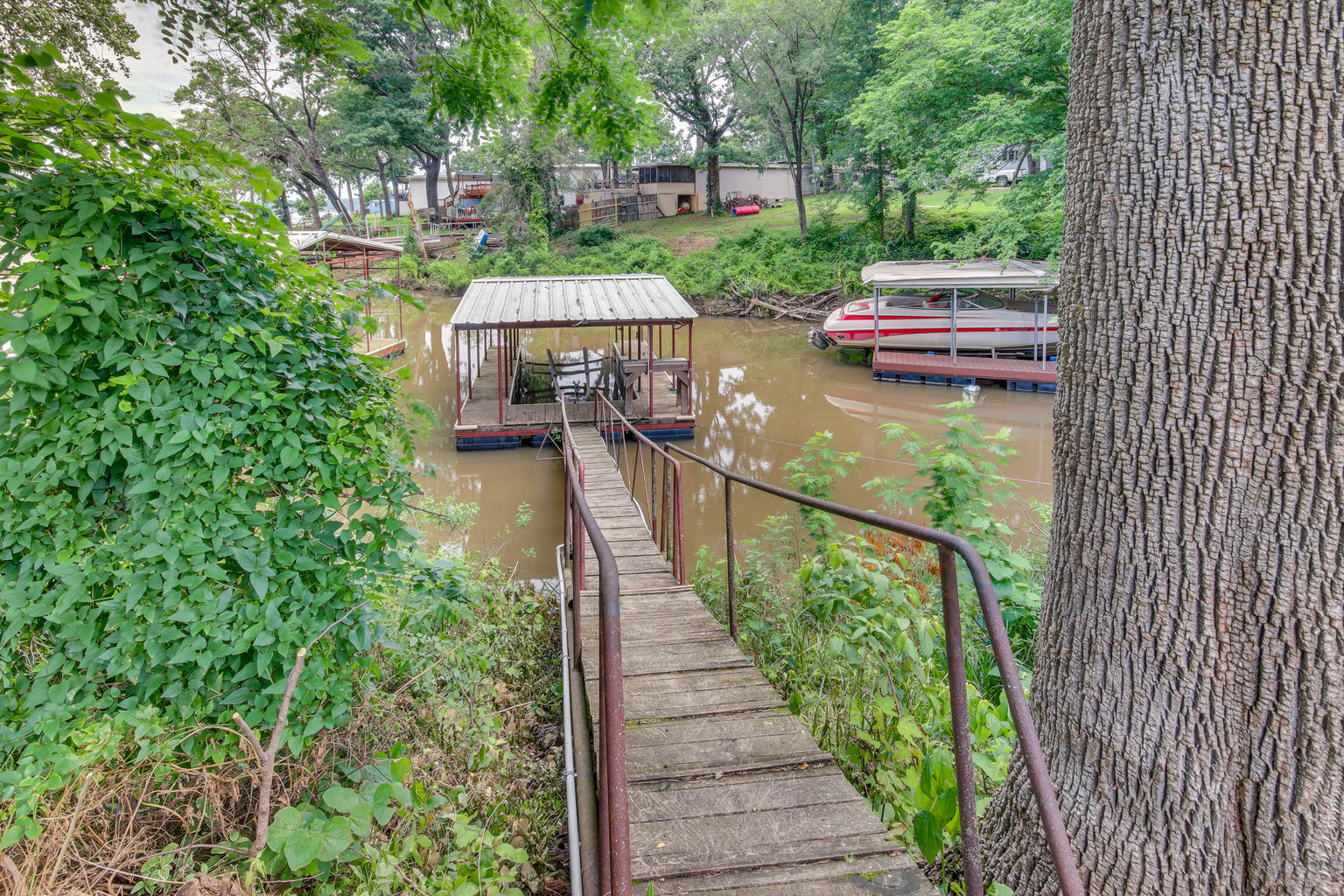 Grove Vacation Rental