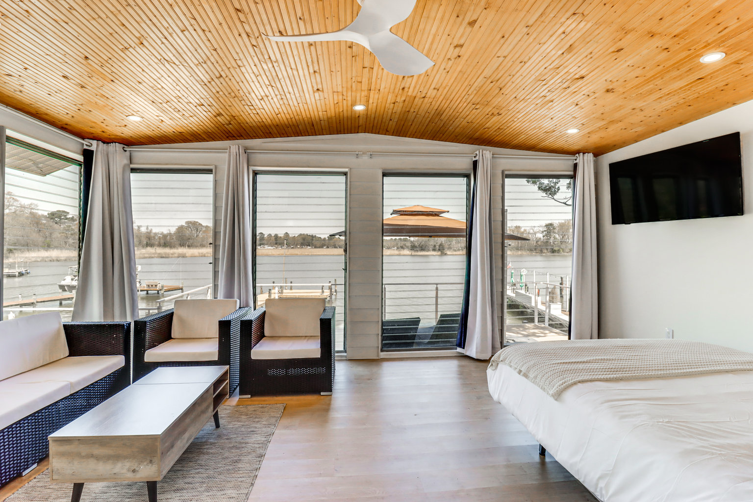 Colonial Beach Vacation Rental