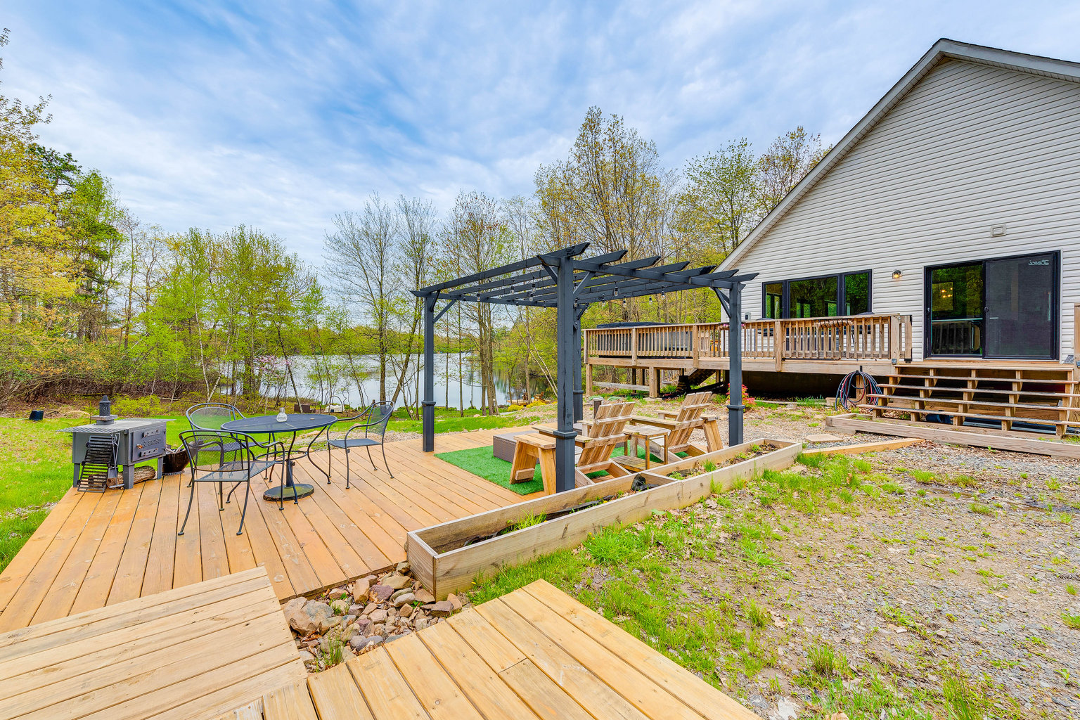 Long Pond Vacation Rental
