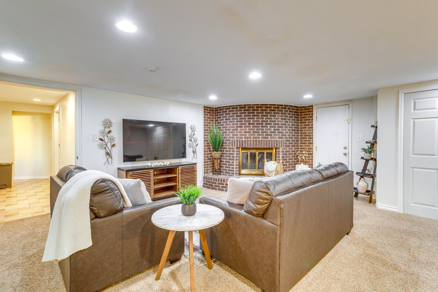 Aurora Vacation Rental