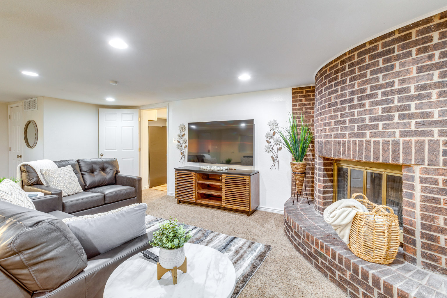 Aurora Vacation Rental