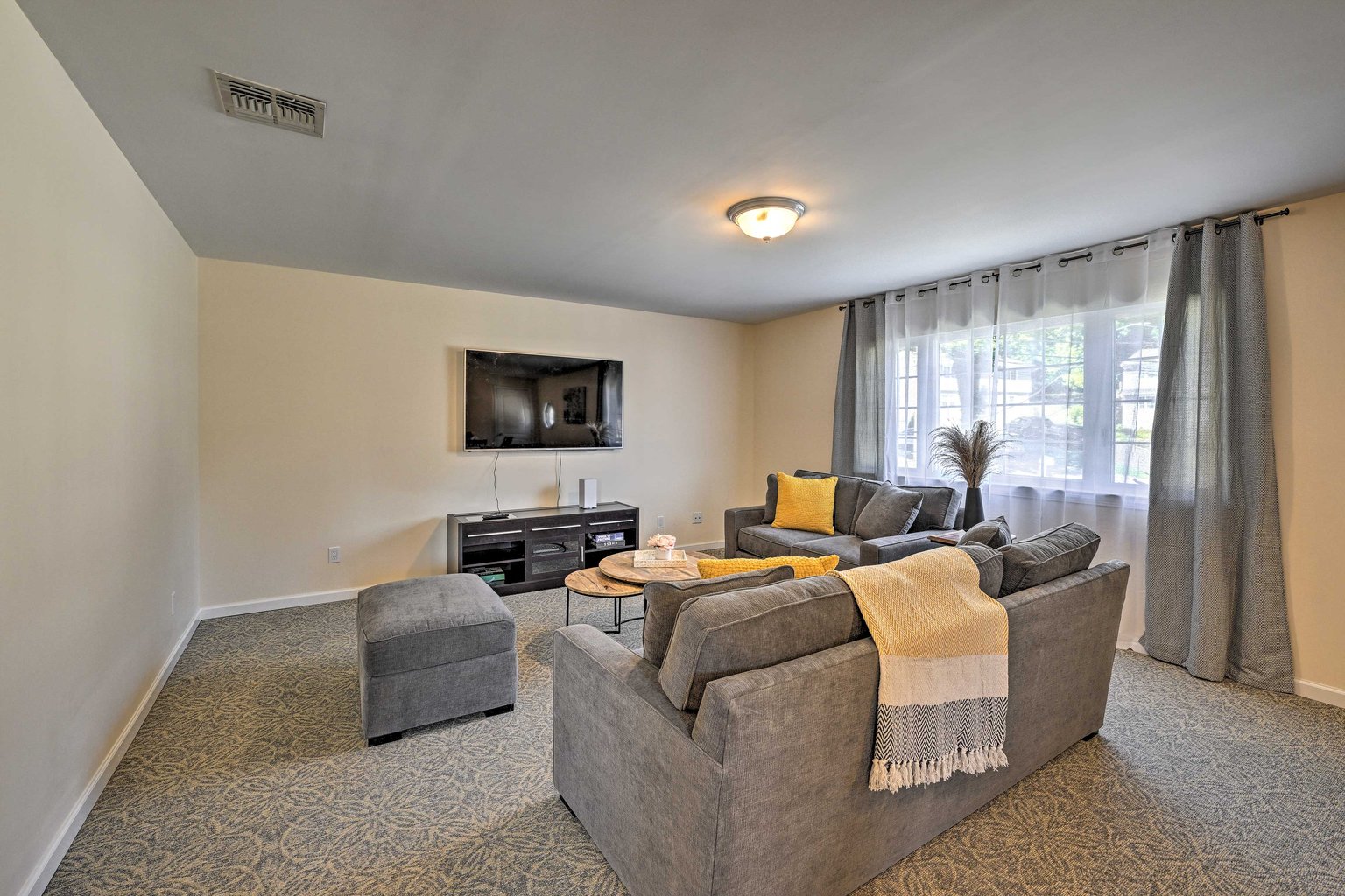 Glen Cove Vacation Rental