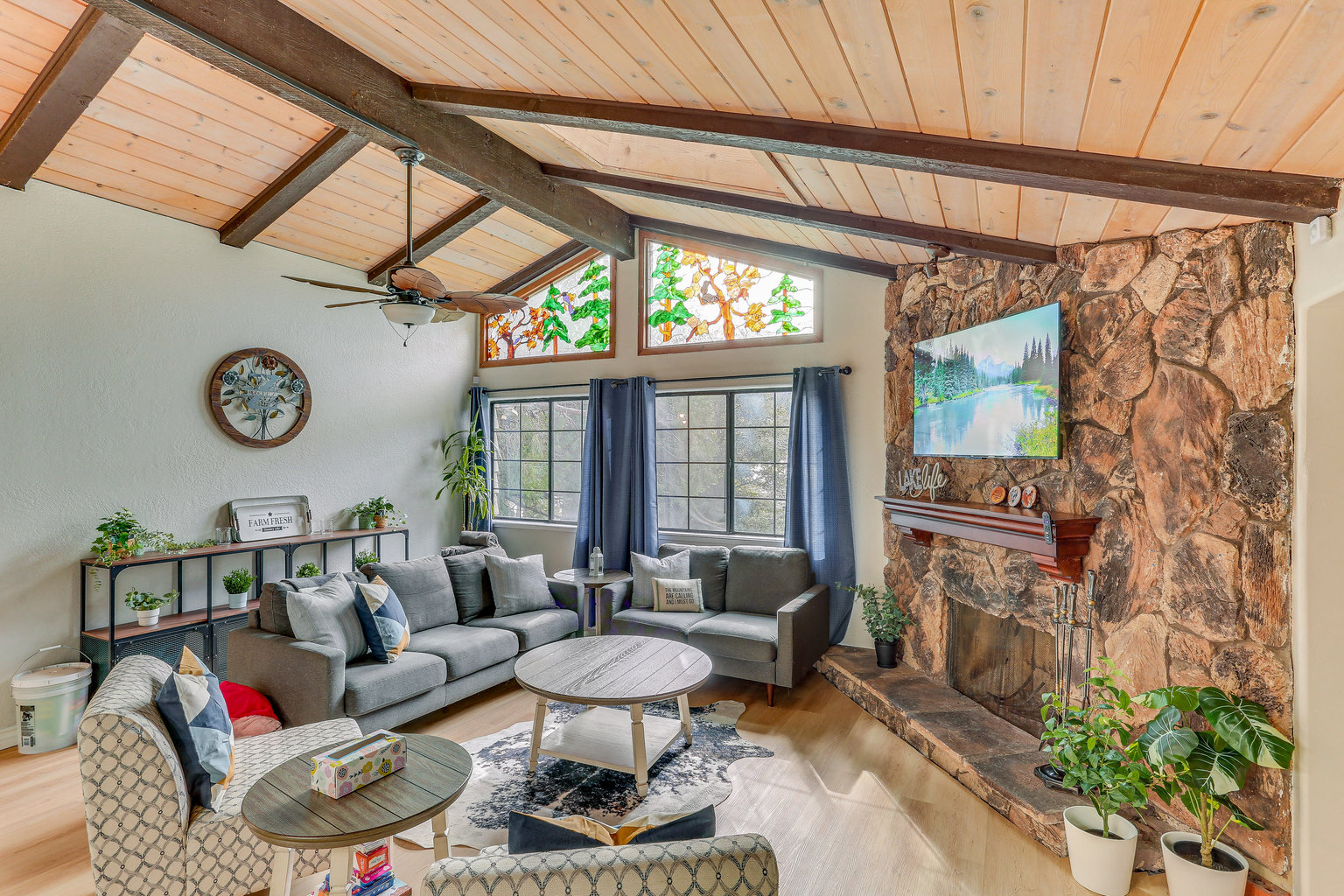 Crestline Vacation Rental