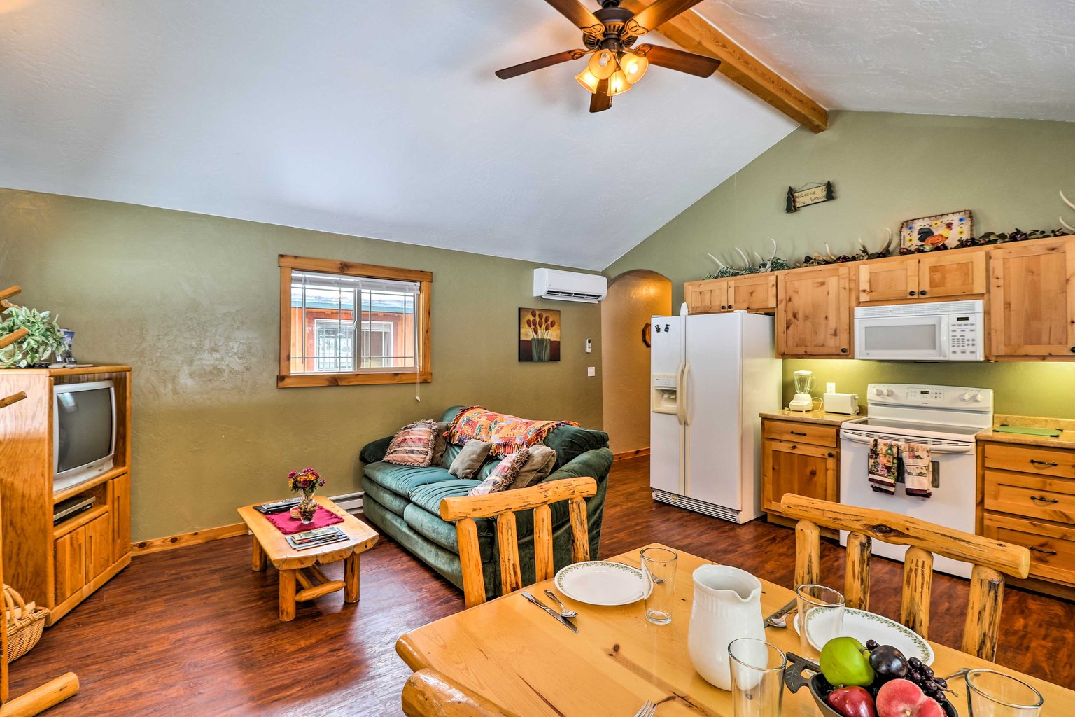 Hungry Horse Vacation Rental