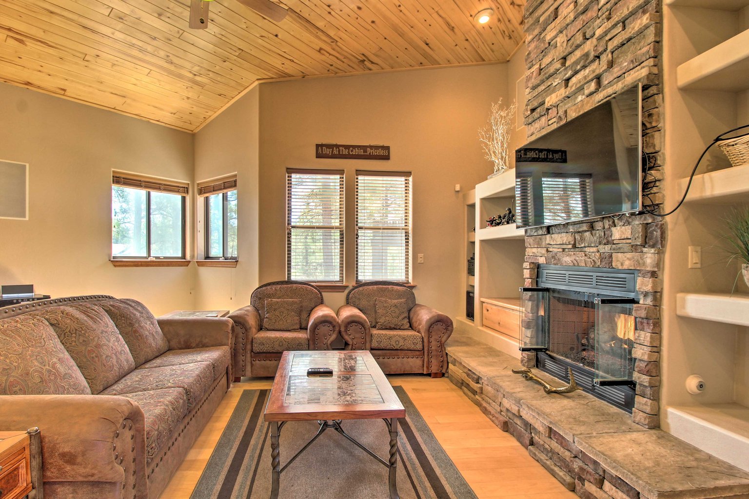 Show Low Vacation Rental