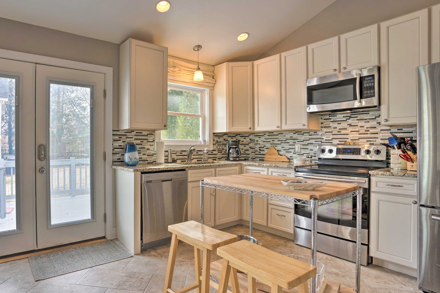 Urbanna Vacation Rental