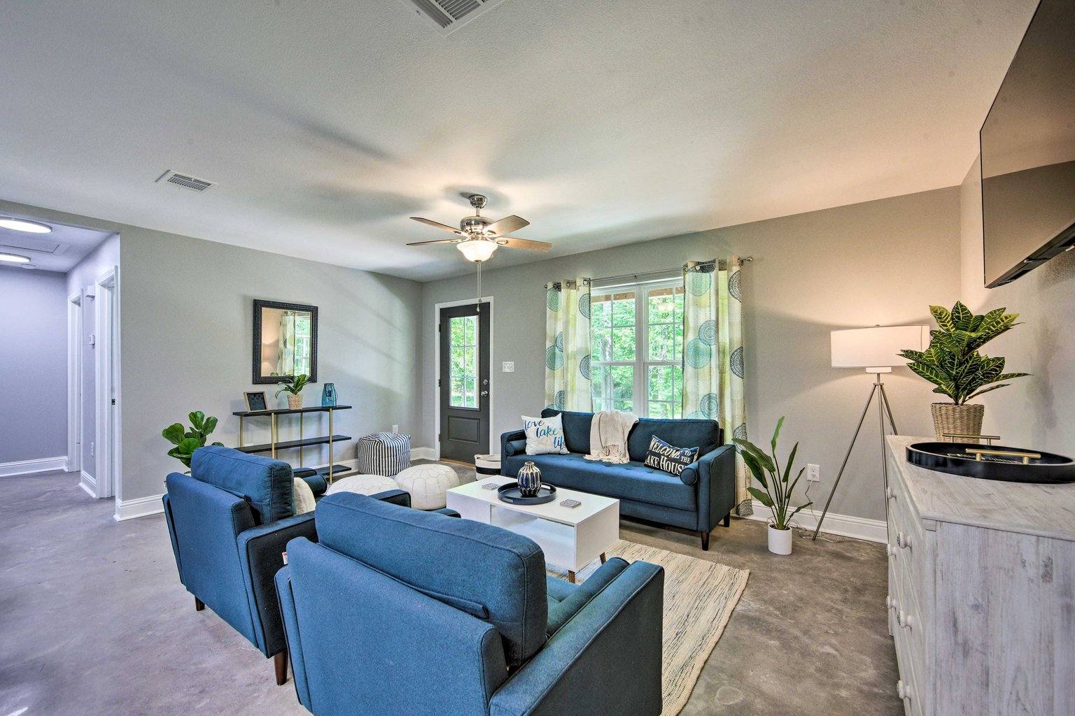 Avinger Vacation Rental