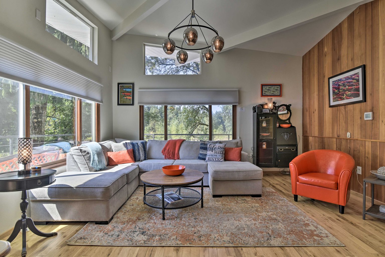 Troutdale Vacation Rental