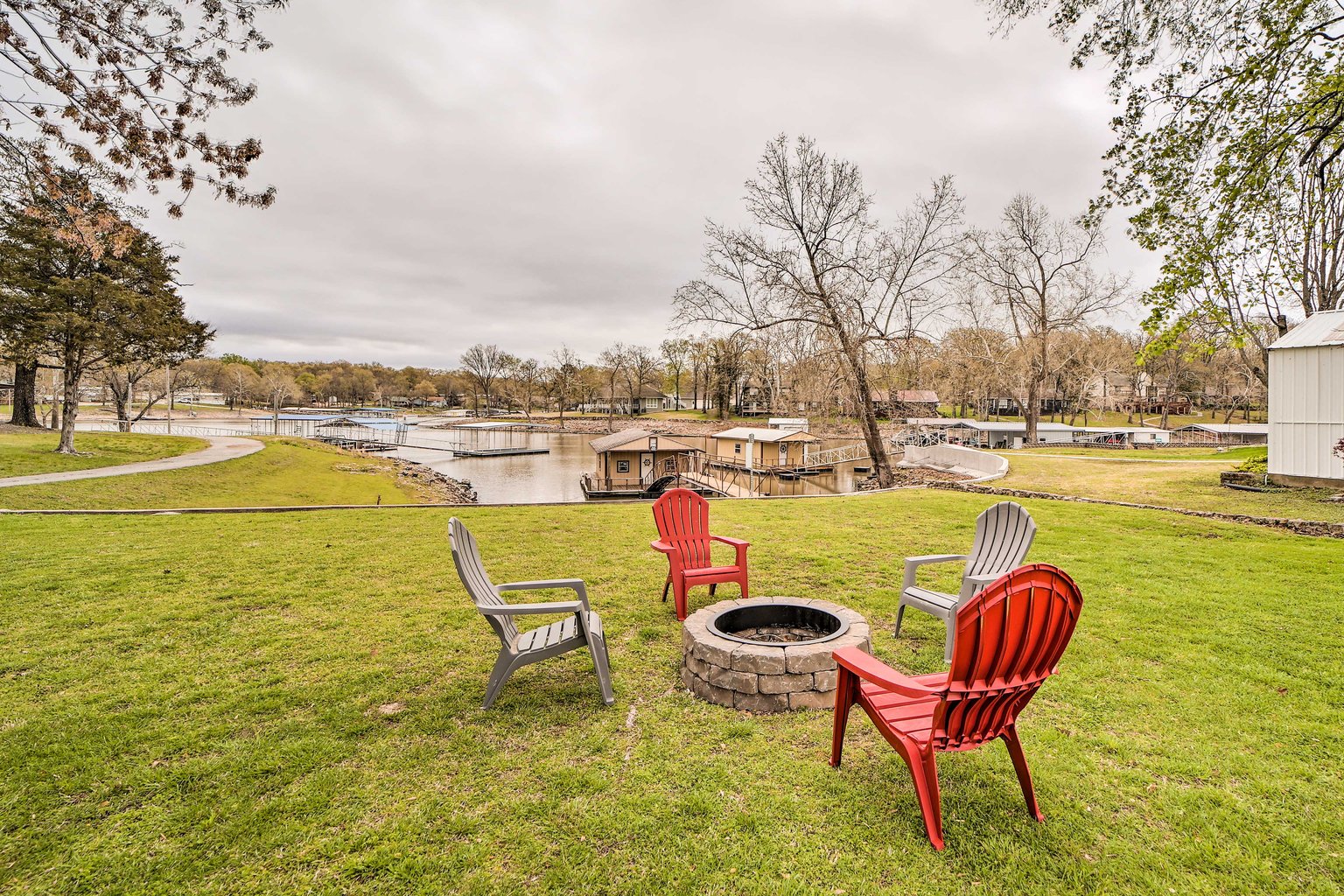 Grove Vacation Rental