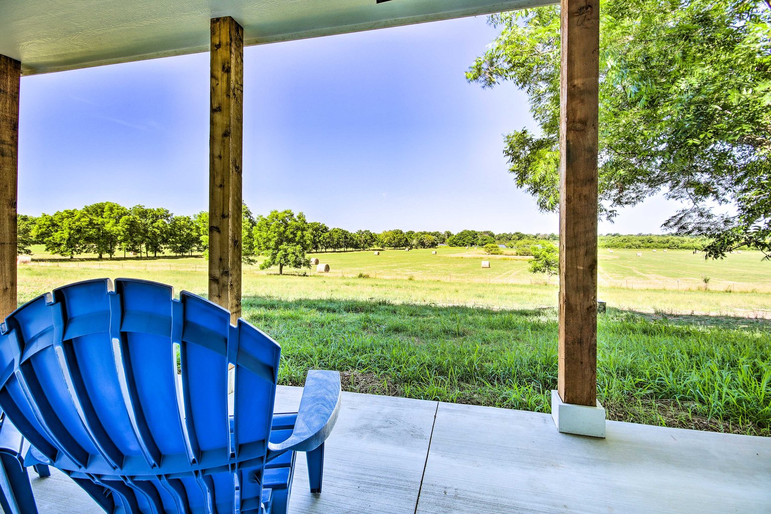 Grove Vacation Rental