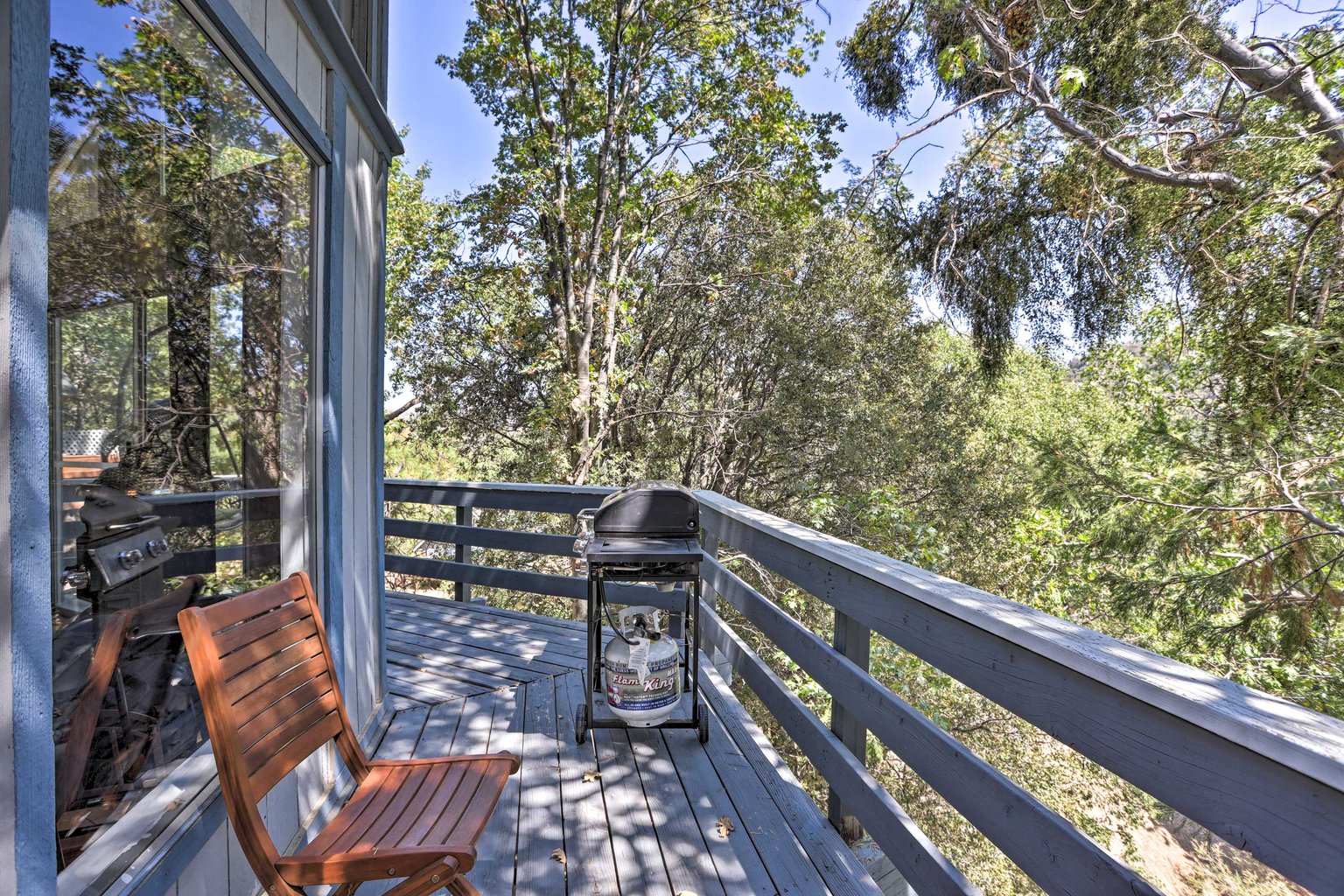 Crestline Vacation Rental