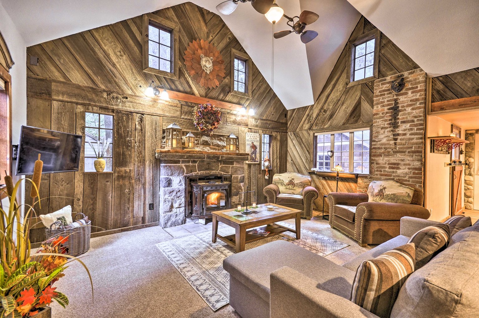 Rhododendron Vacation Rental