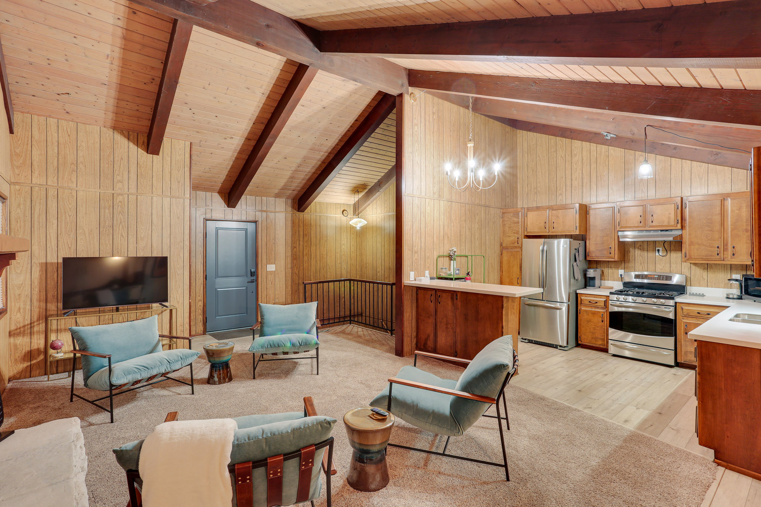 Crestline Vacation Rental