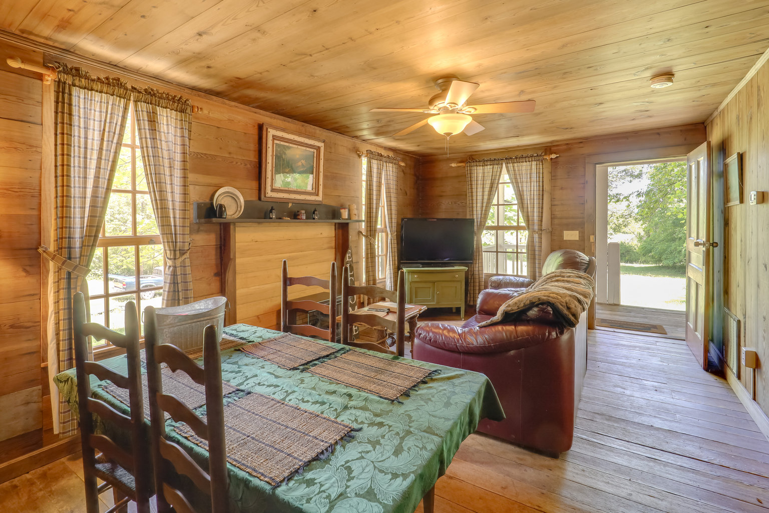 Marion Vacation Rental