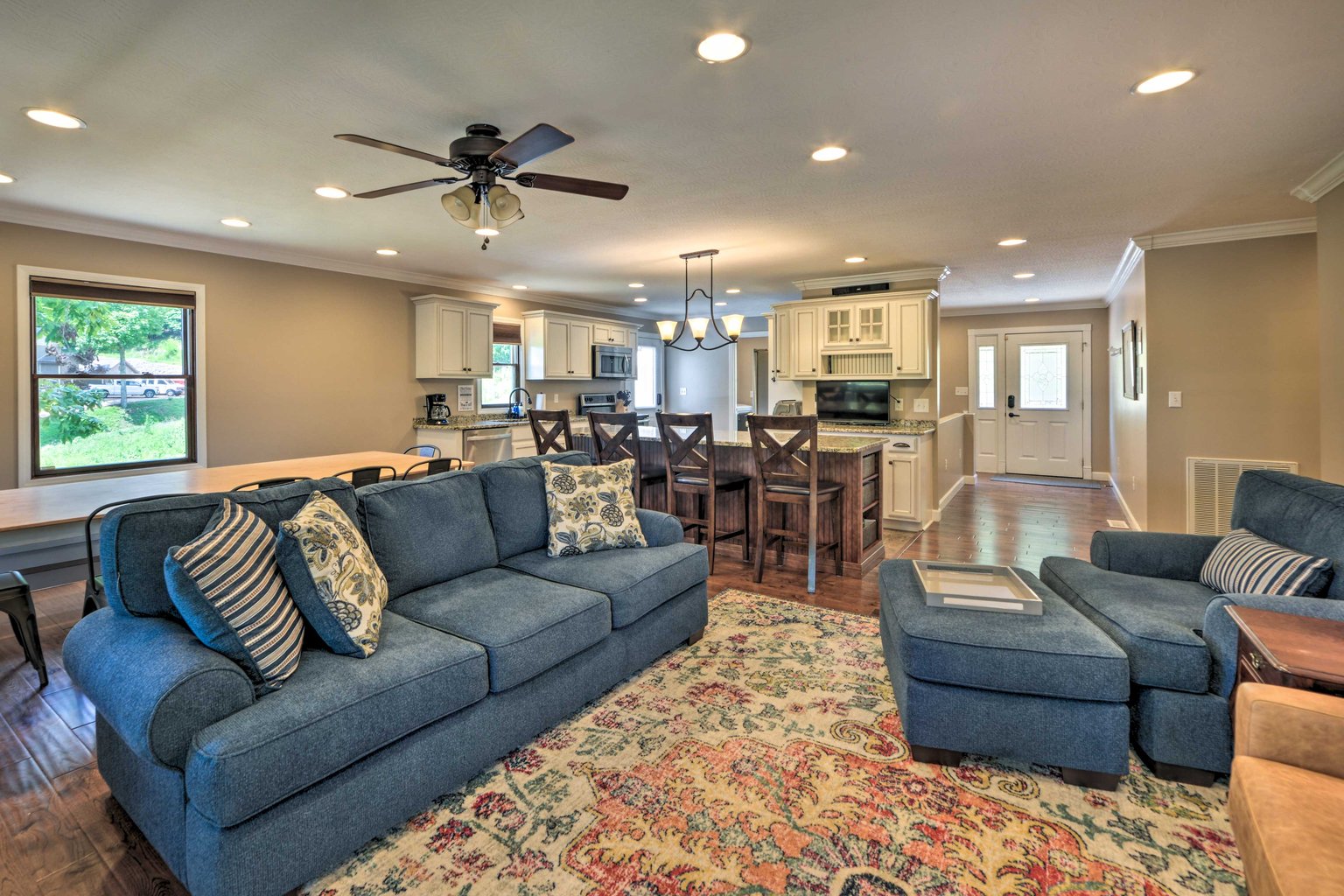 Eddyville Vacation Rental