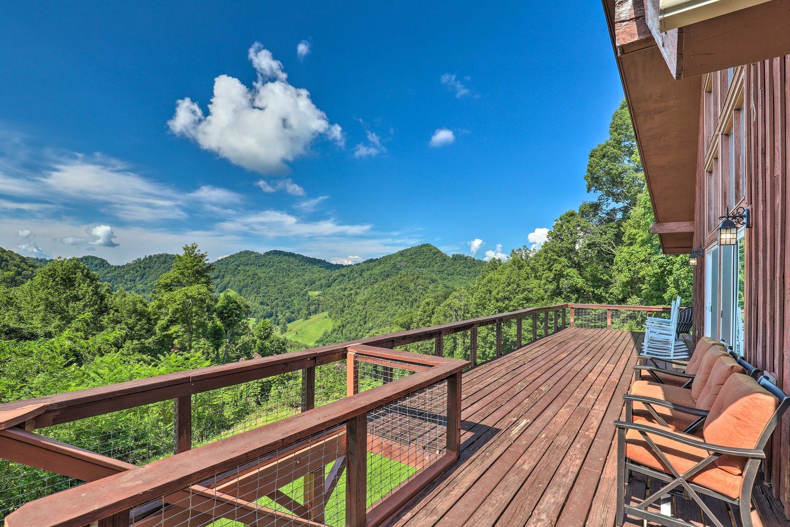 Burnsville Vacation Rental