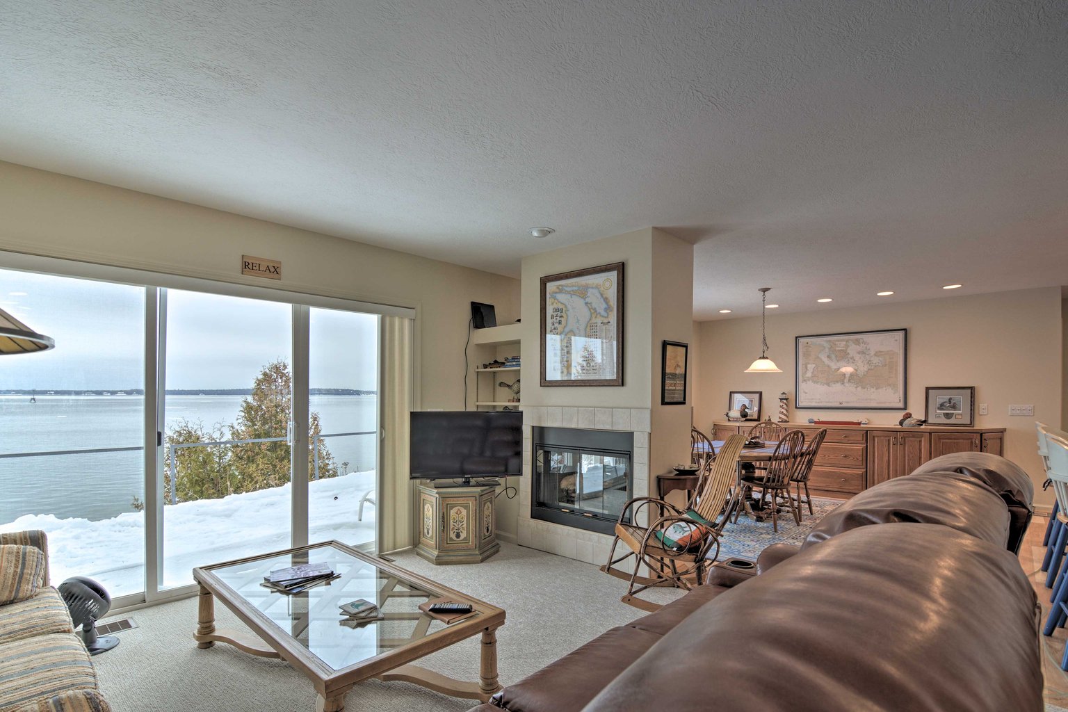 De Tour Village Vacation Rental