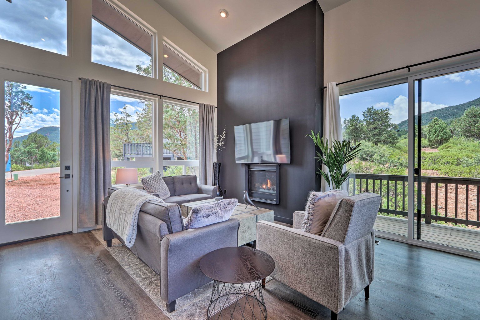 Pine Vacation Rental