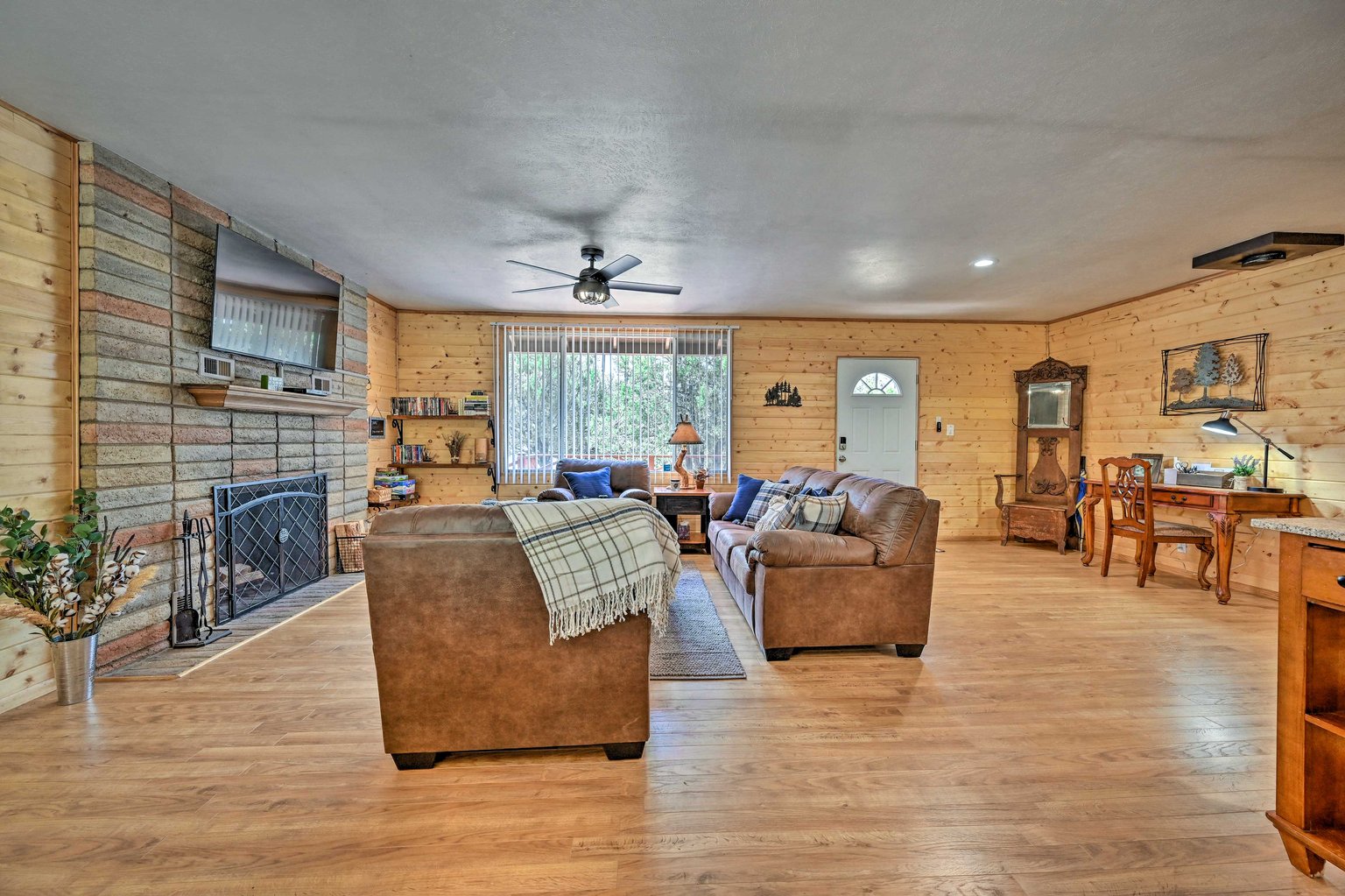 Strawberry Vacation Rental