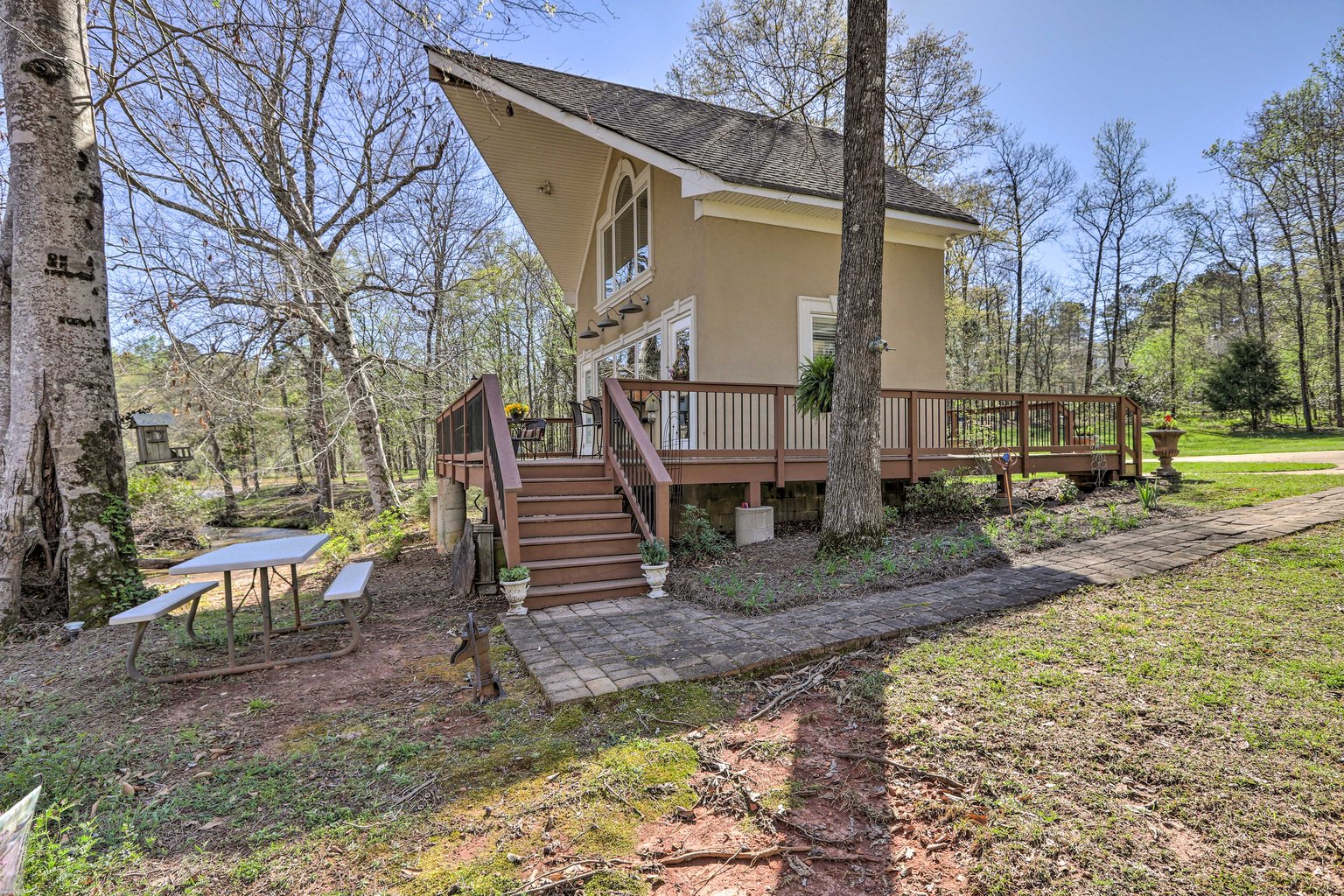 Thomaston Vacation Rental