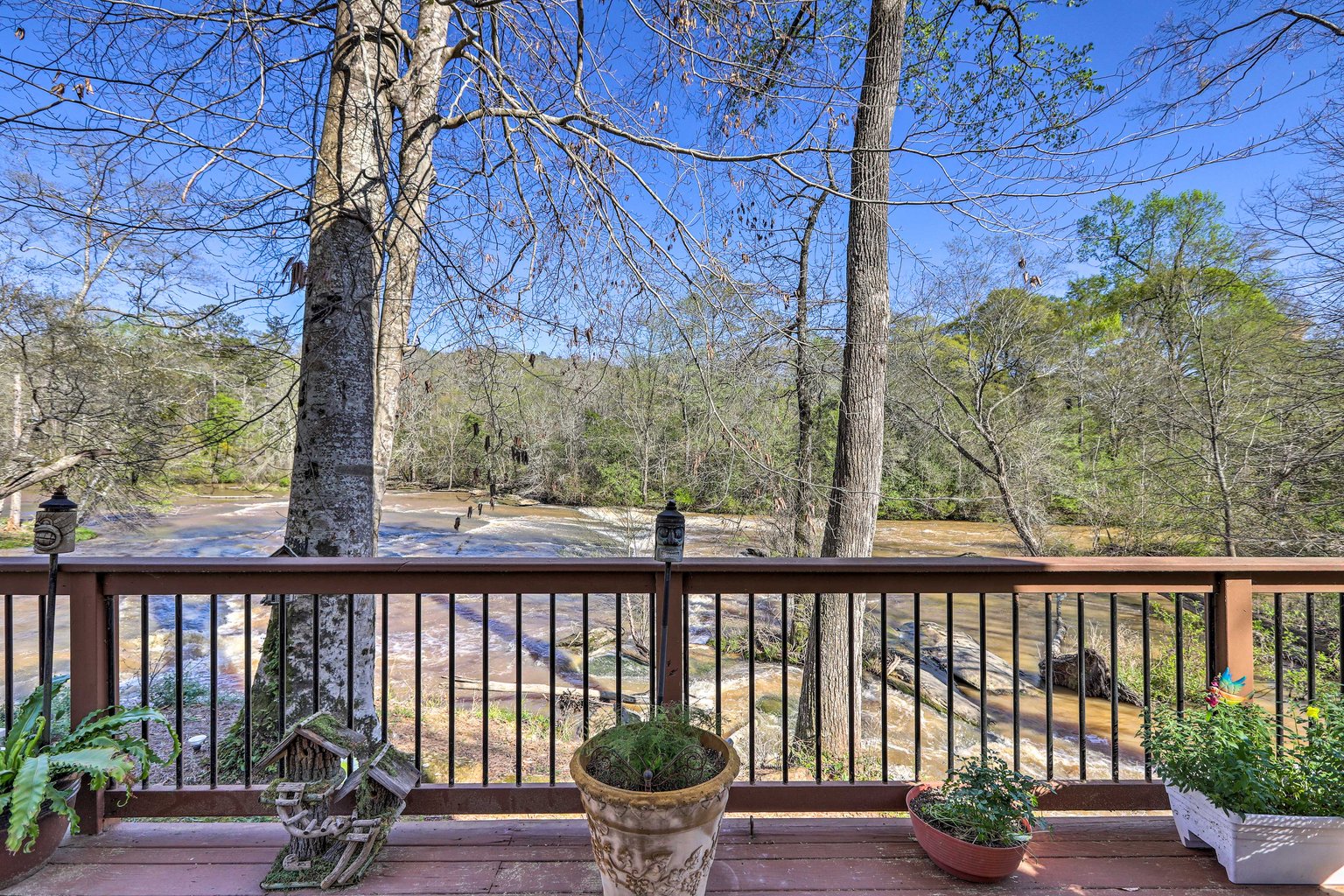 Thomaston Vacation Rental