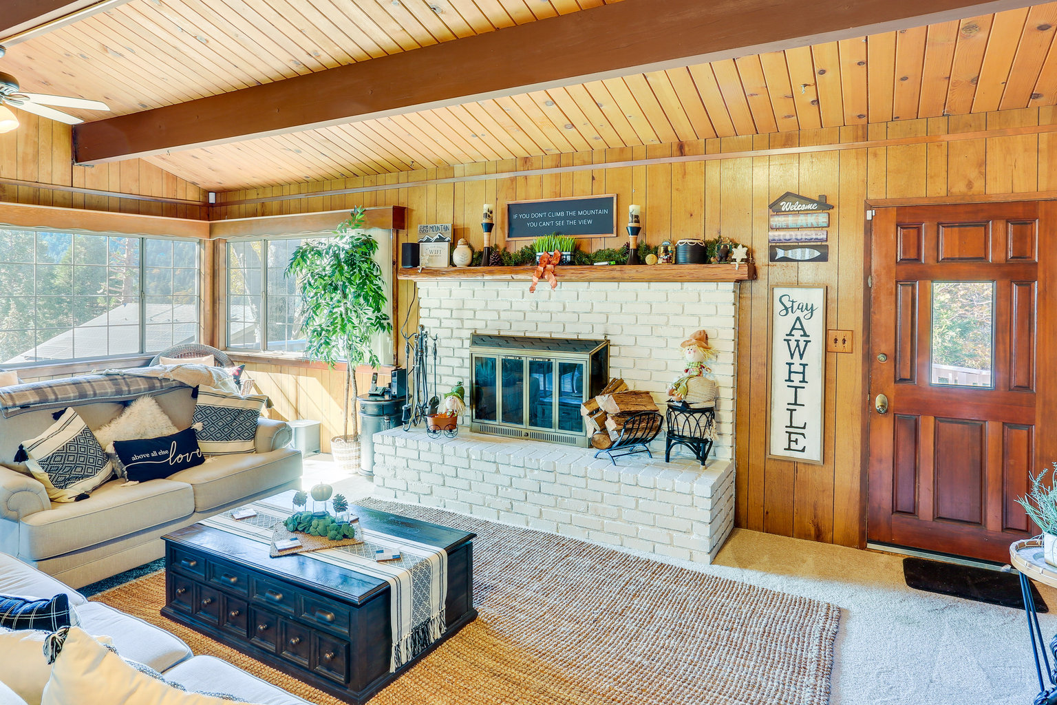 Crestline Vacation Rental
