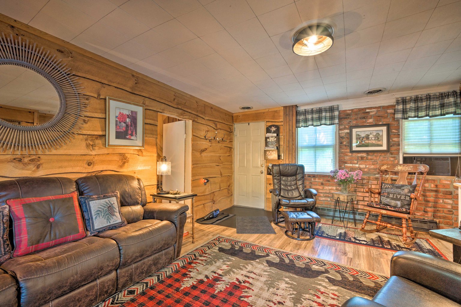 Warrensburg Vacation Rental