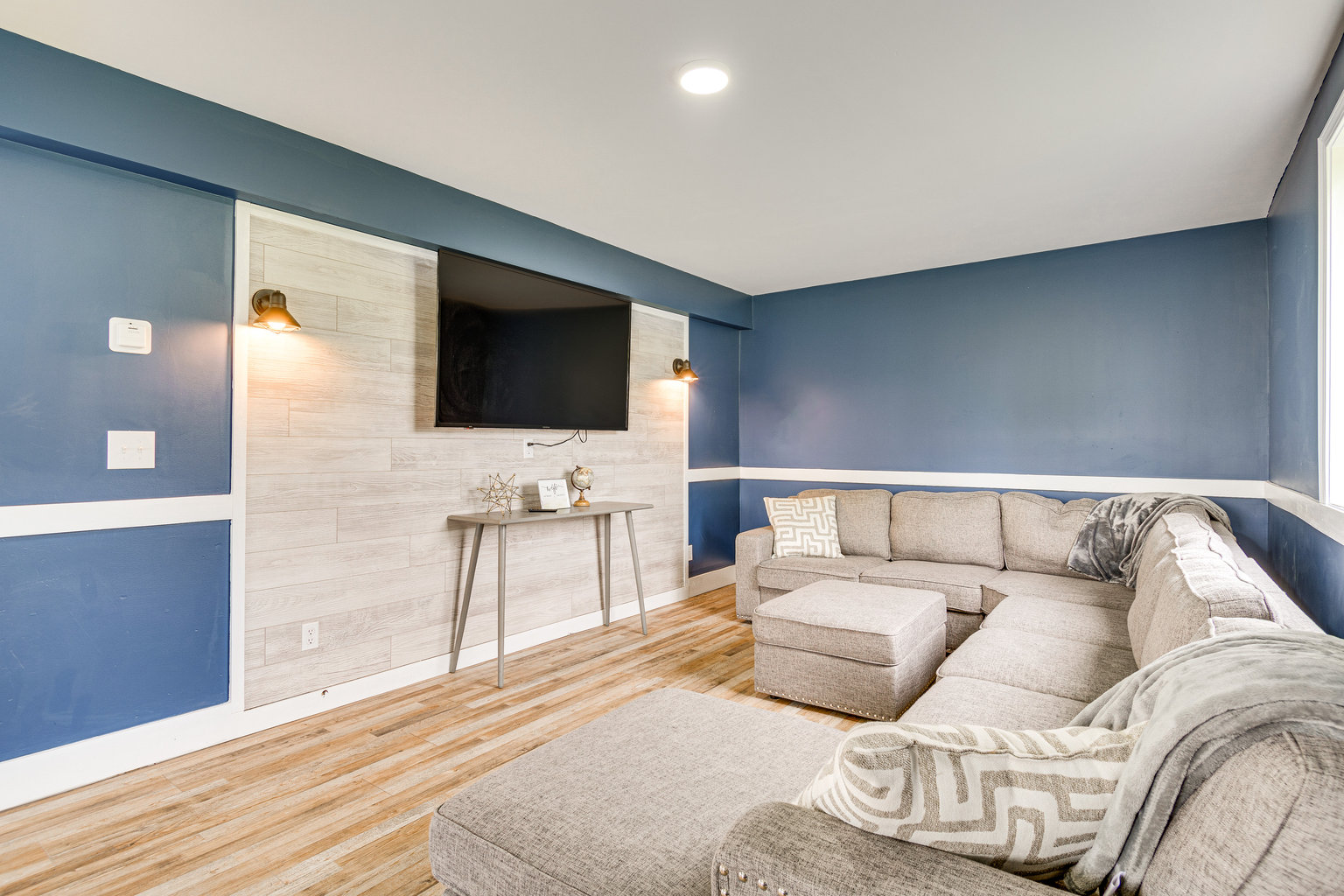 Oswego Vacation Rental