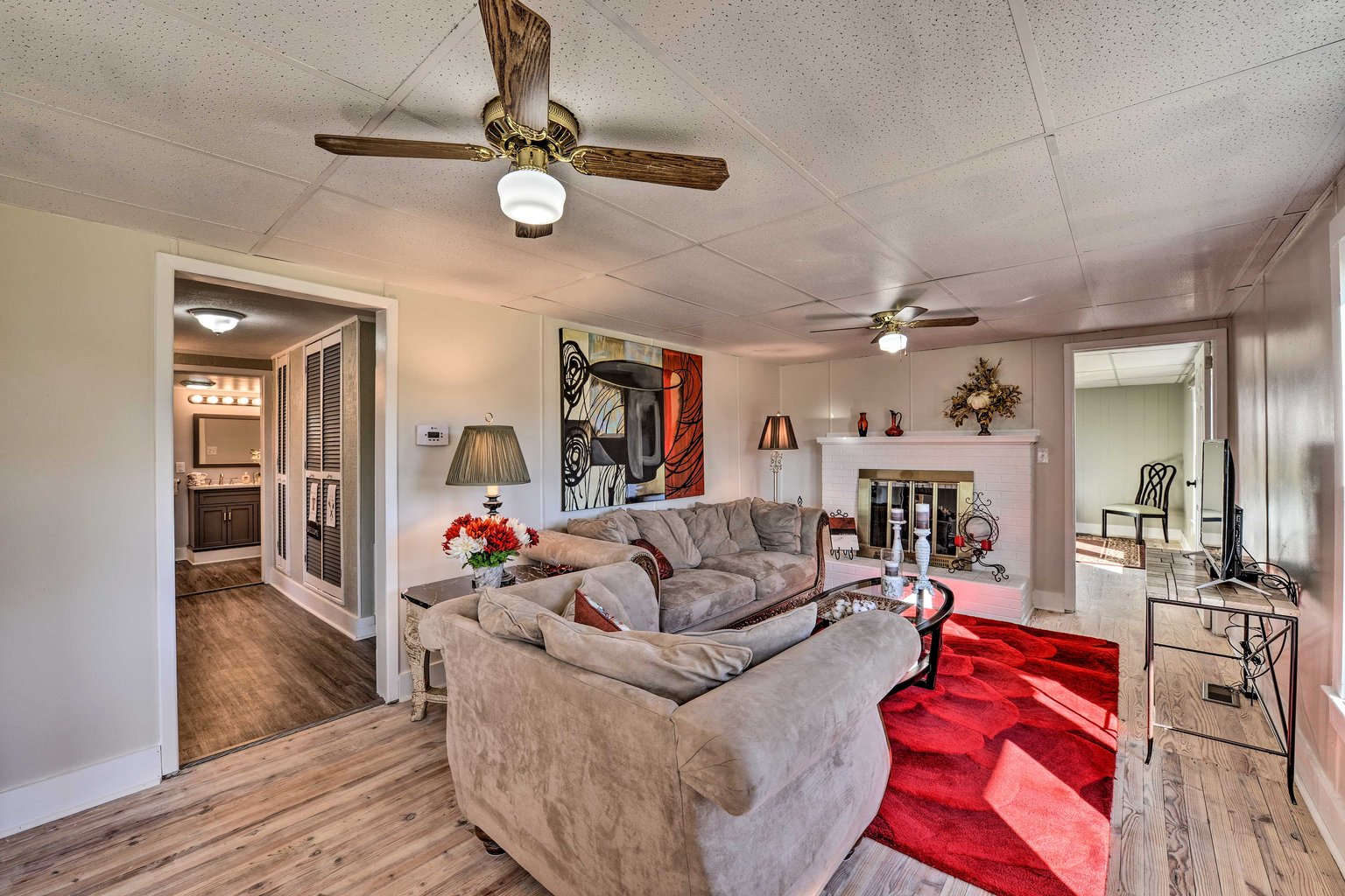 Hudson Vacation Rental