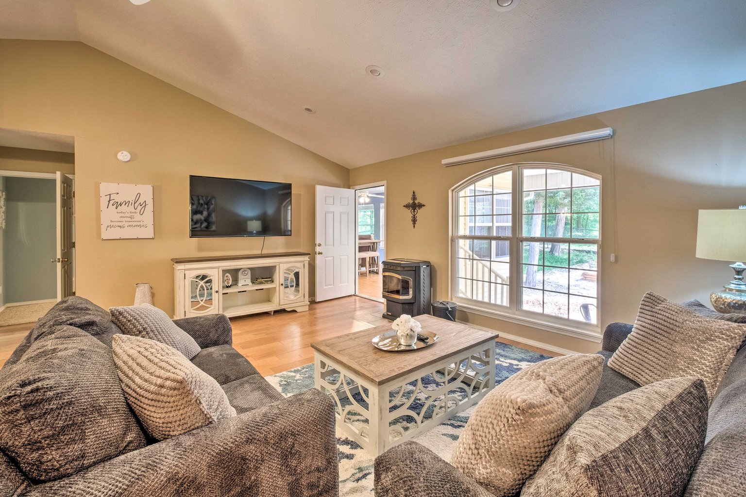 Holiday Island Vacation Rental