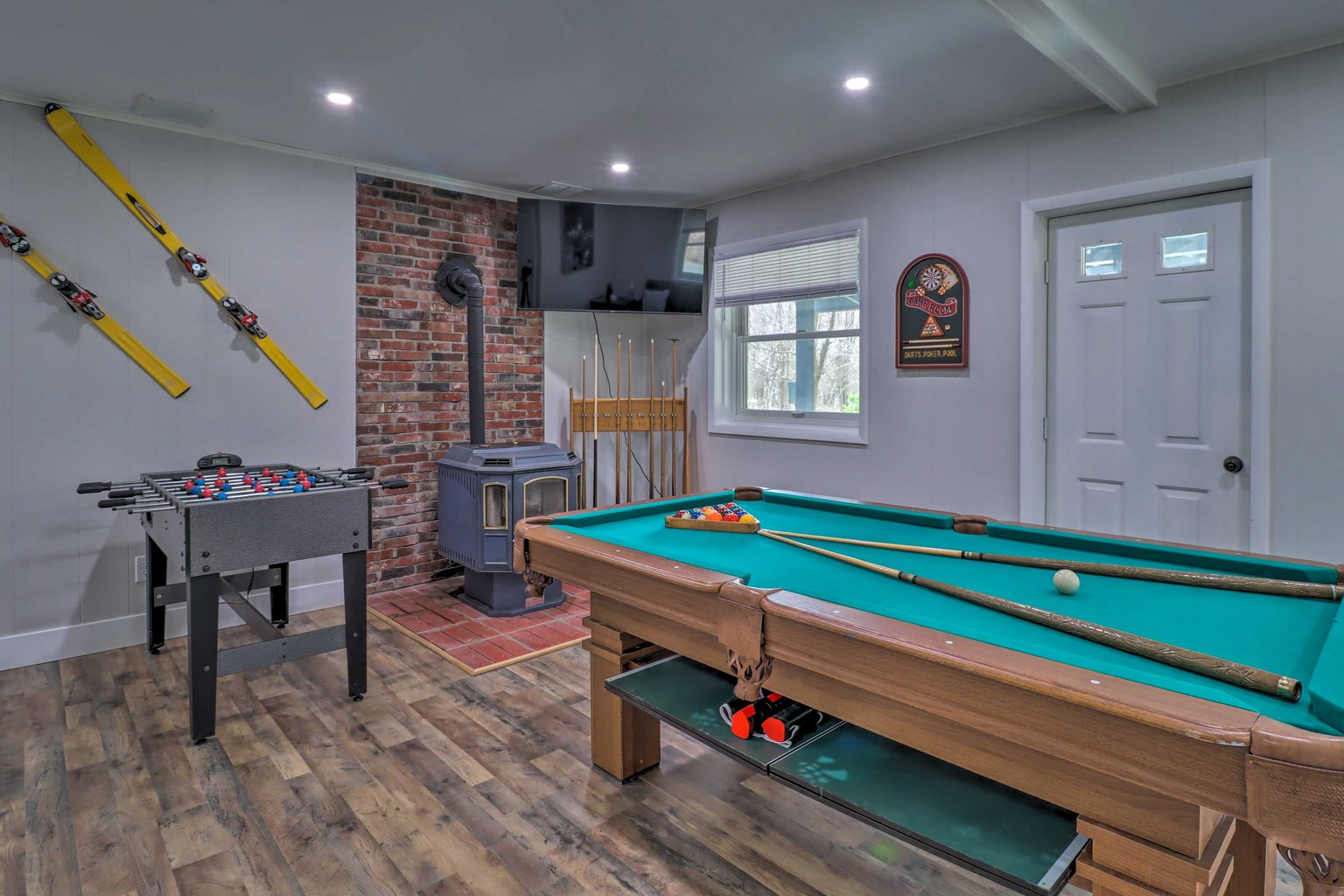 Long Pond Vacation Rental