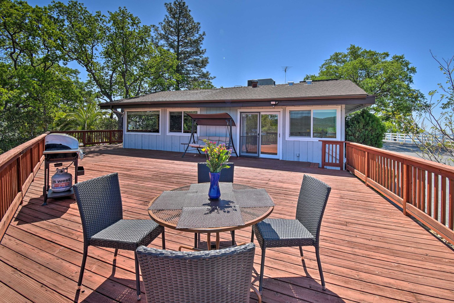 Mariposa Vacation Rental