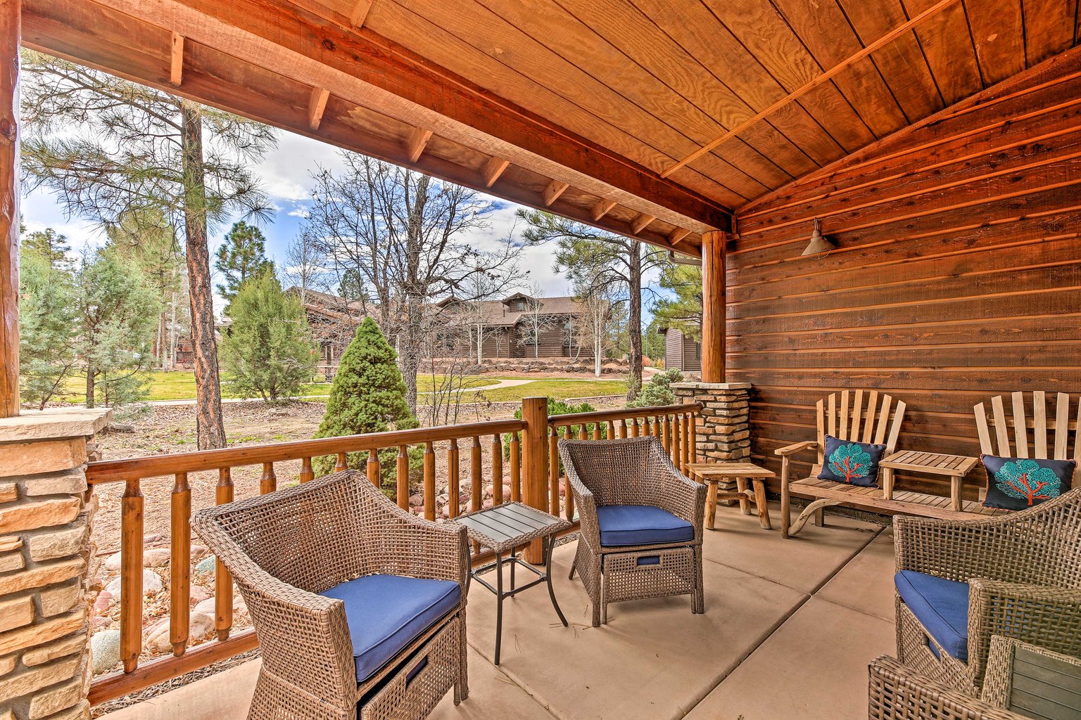 Show Low Vacation Rental