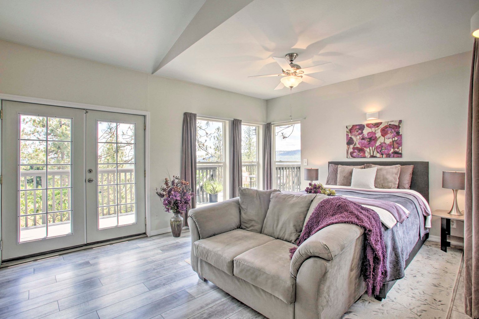 Nine Mile Falls Vacation Rental